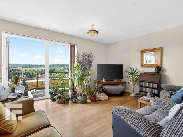Flat for sale in Falcon Lodge, Wales