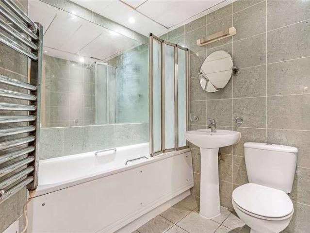 Flat for sale in New Barnet, Isle Of Man