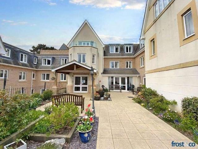 Flat for sale in Lilliput, Poole