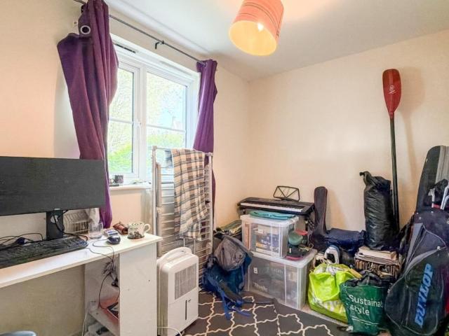 Flat for sale in Feckenham, City Of Bristol