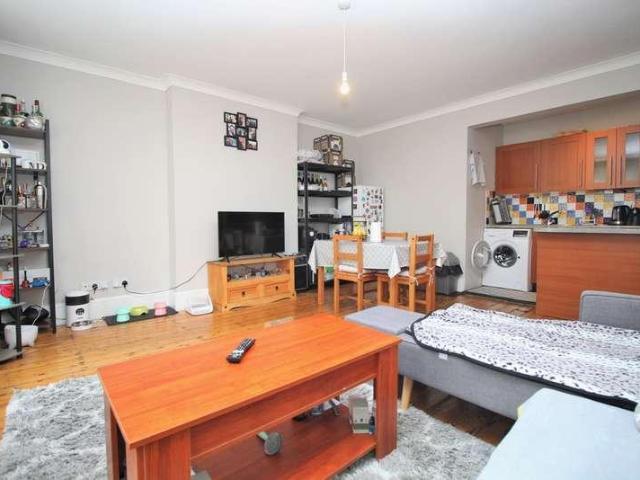 Flat for sale in Aldrington