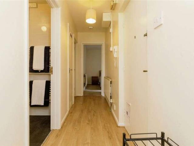 Flat for sale in Feckenham, City Of Bristol