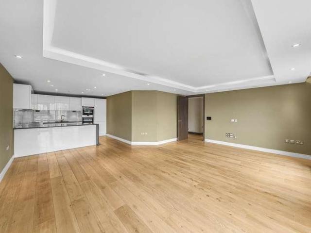Flat for sale in Hammersmith, Cat Hill