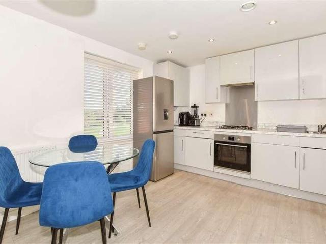 Flat for sale in Glynde, West Sussex