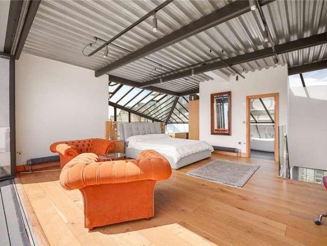 Flat for sale in Clerkenwell, Greater London