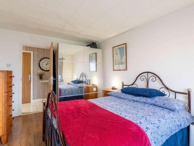 Flat for sale in Shears Green, Hamerton