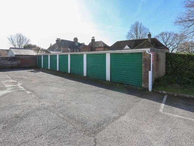 Flat for sale in Blandford Forum, Blandford