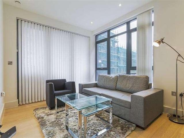 Flat for sale in Haggerston, De Beauvoir Town