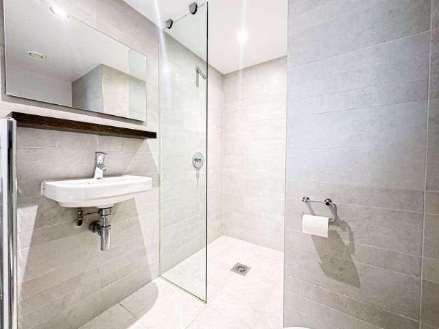 Flat for sale in Calderstones