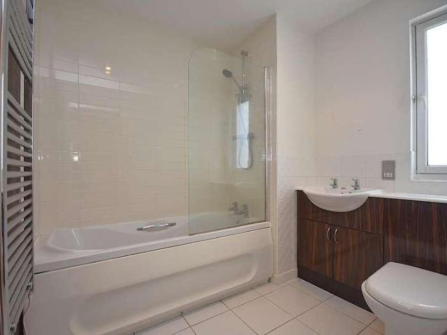 Flat for sale in Cardiff International Sports Village, Falcon Lodge