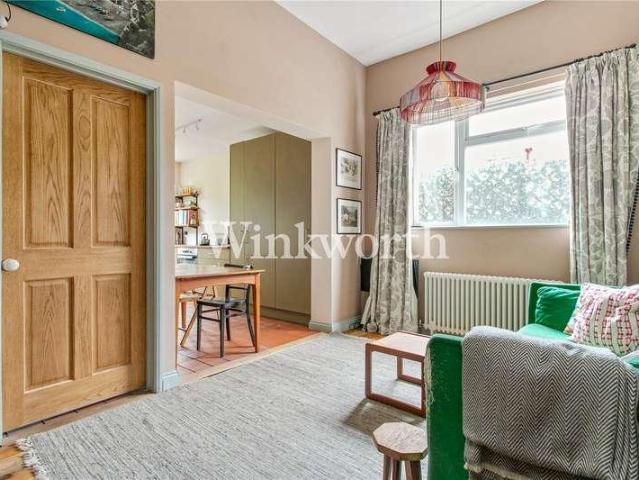 Flat for sale in London Borough of Haringey, Greater London