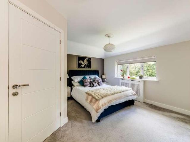 Flat for sale in Dromore, Oxfordshire