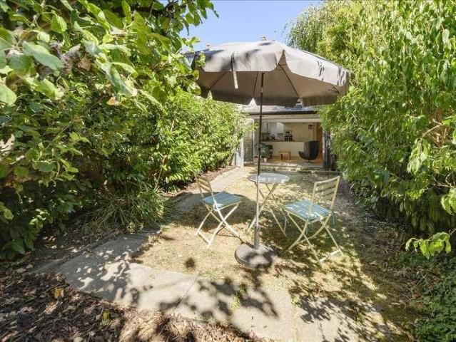 Flat for sale in Greater London