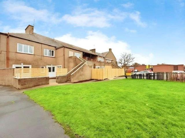 Flat for sale in Methil, Scotland