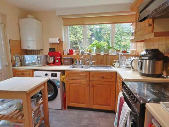 Flat for sale in Broadsands, Galmpton