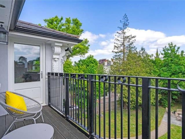Flat for sale in St James, Sandown Park