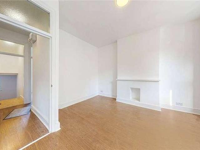 Flat for sale in London Borough of Haringey, Greater London