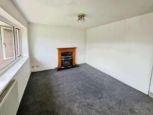 Flat for sale in Lee Bank, Greater Manchester