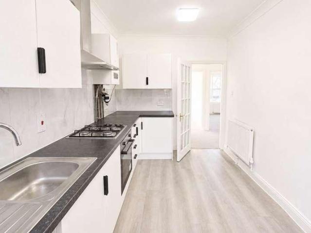 Flat for sale in Weston-super-mare, North Somerset