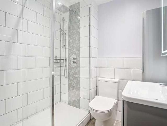 Flat for sale in Farnham Common, Buckinghamshire