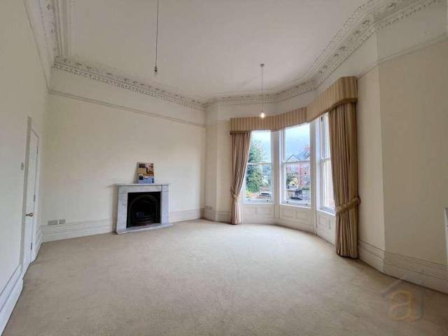 Flat for sale in Southport, Sefton