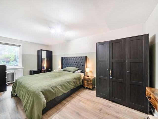 Flat for sale in Colindale, Greater London