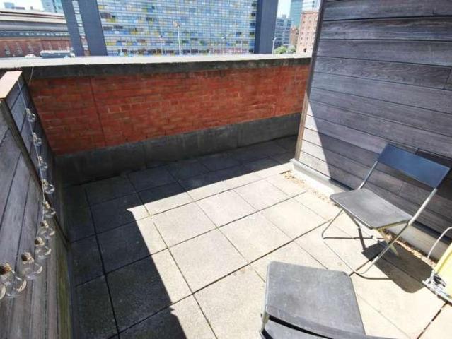 Flat for sale in City Centre, Georgia