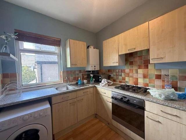 Flat for sale in Penylan, Cardiff