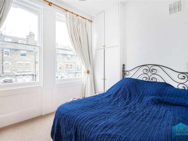 Flat for sale in Tufnell Park, Greater London