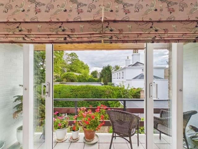 Flat for sale in North Heath, Horsham