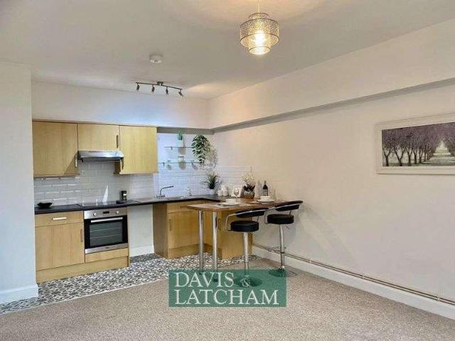 Flat for sale in Warminster, Wiltshire