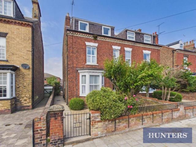 Flat for sale in Old Town, Bridlington