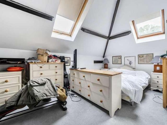Flat for sale in Bathampton, West of England