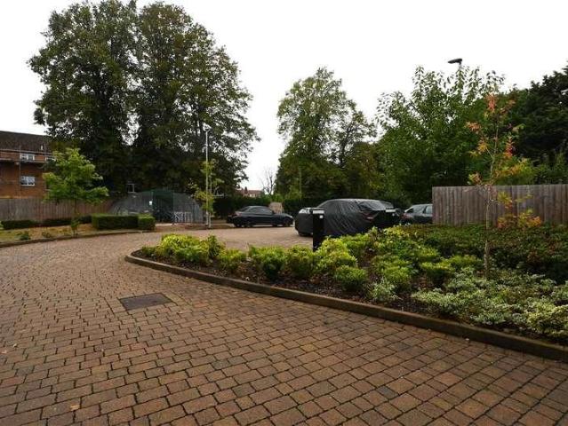 Flat for sale in Wake Green, Birmingham
