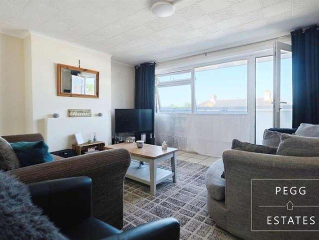 Flat for sale in Babbacombe