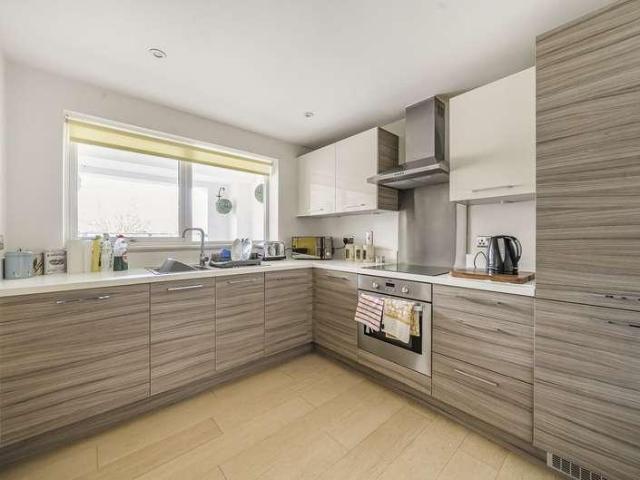 Flat for sale in The Slade, Oxfordshire