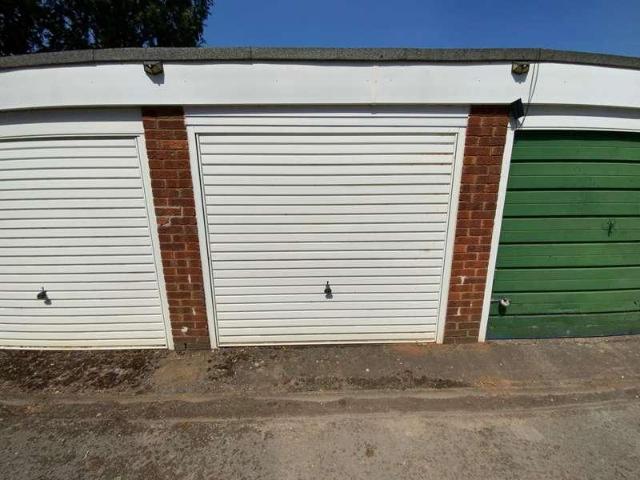 Flat for sale in Cradley, West Midlands