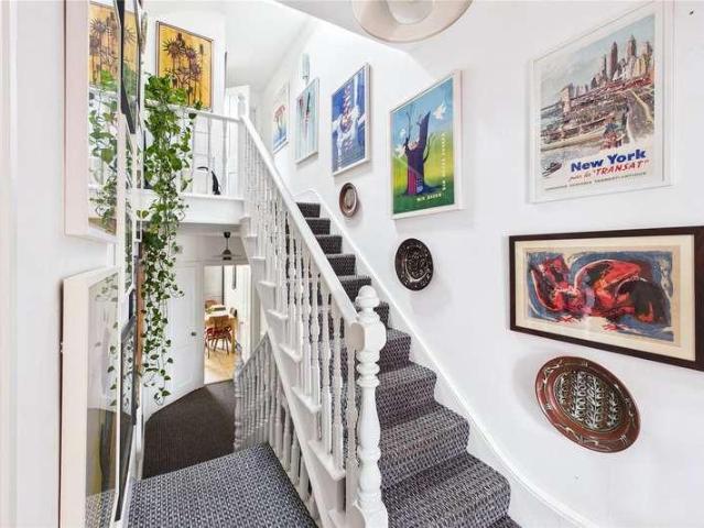 Flat for sale in London Borough of Lambeth, Greater London