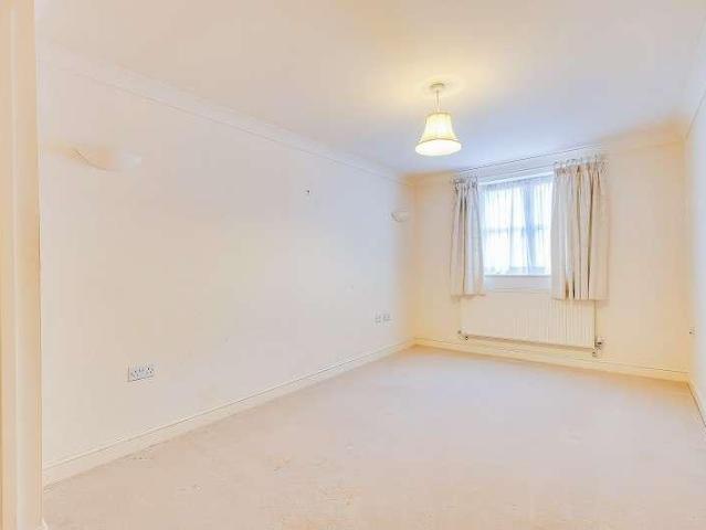 Flat for sale in Wales