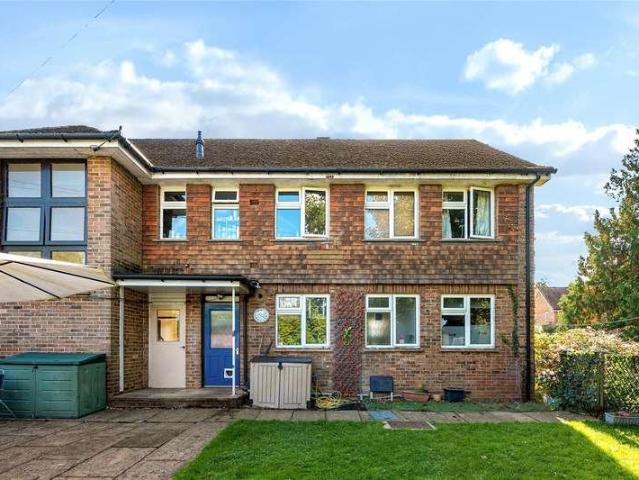 Flat for sale in Wood Street, Westborough