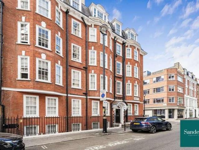 Flat for sale in East Marylebone, Mayfair