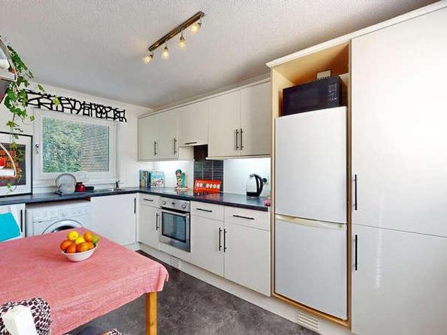 Flat for sale in Eastpark, Glasgow
