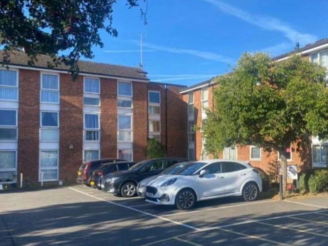 Flat for sale in Five Acres, Hertfordshire