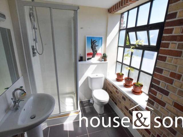 Flat for sale in Bournemouth