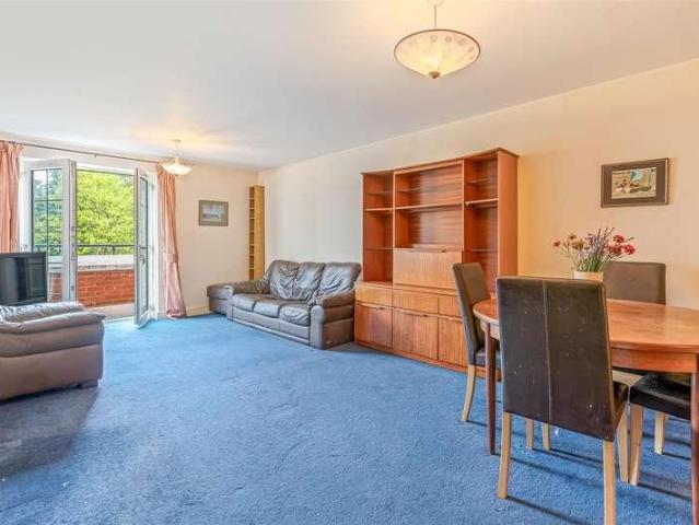 Flat for sale in Old Wharf, City Of Leicester