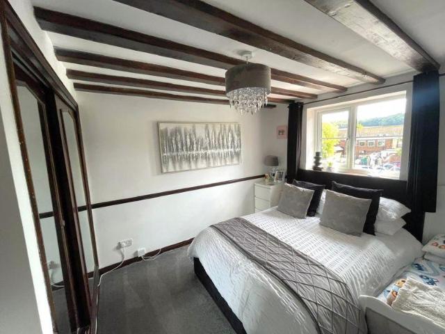 Flat for sale in Wooburn, Berghers Hill