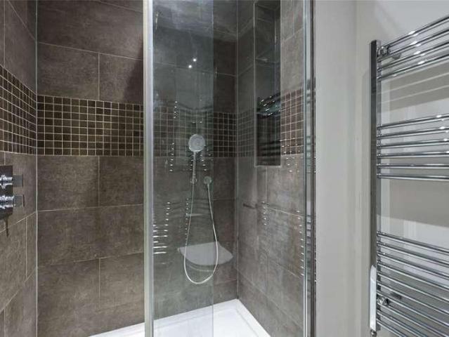 Flat for sale in Greater London