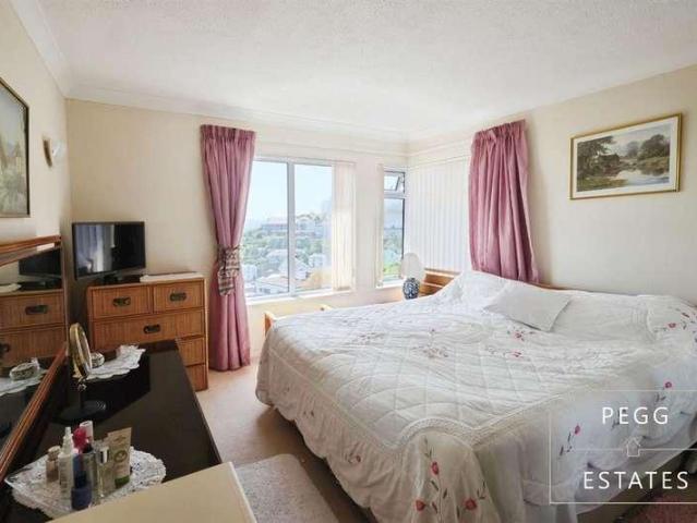 Flat for sale in Ellacombe, Babbacombe