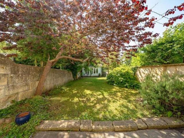 Flat for sale in Grosvenor, Dulcote