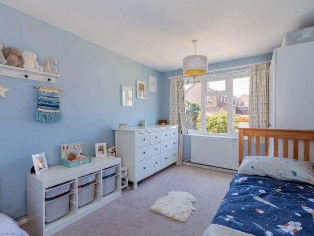 Flat for sale in Furze Platt, Maidenhead